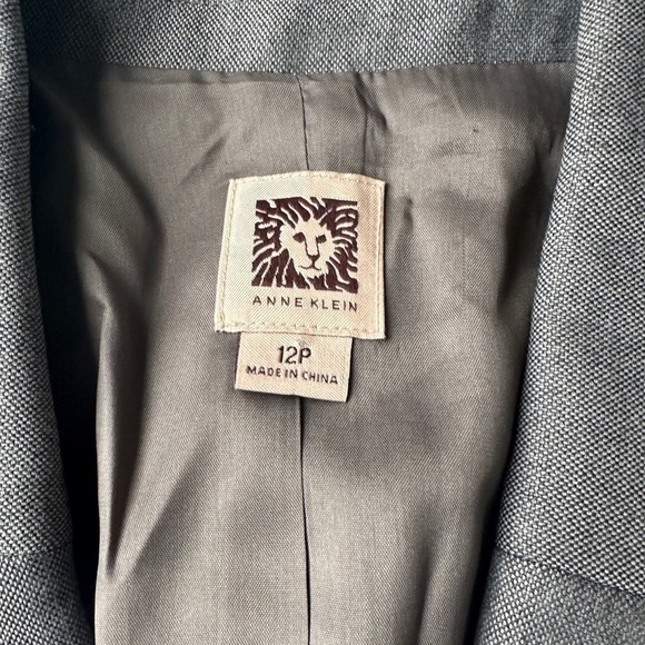 Anne Klein Petite Gray Feminine Lightweight Lined Blazer Work Jacket Women’s 12P - Picture 2 of 11